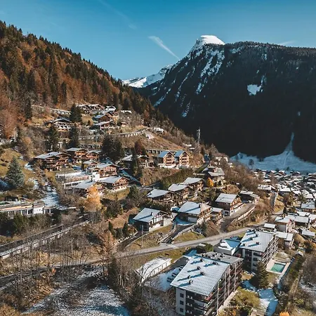 Alpehytte 2 Bed Chalet, Sleeps 5 With Shared Pool - Morzine