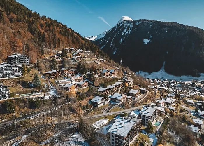 Chalet 2 Bed Chalet, Sleeps 5 With Shared Pool - Morzine